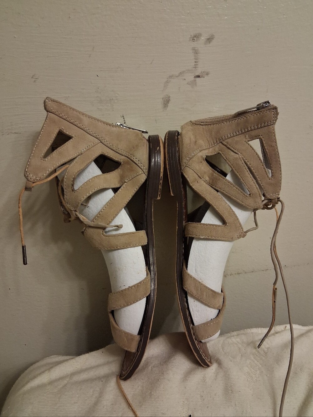 Sam Edelman Womens Tan Lace-Up Crisscross Sandals, Zipper Hees, Size 7